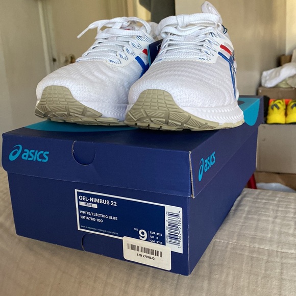 ASICS Gel Nimbus 22 White/Electric Blue nwt size 9 - Picture 6 of 8